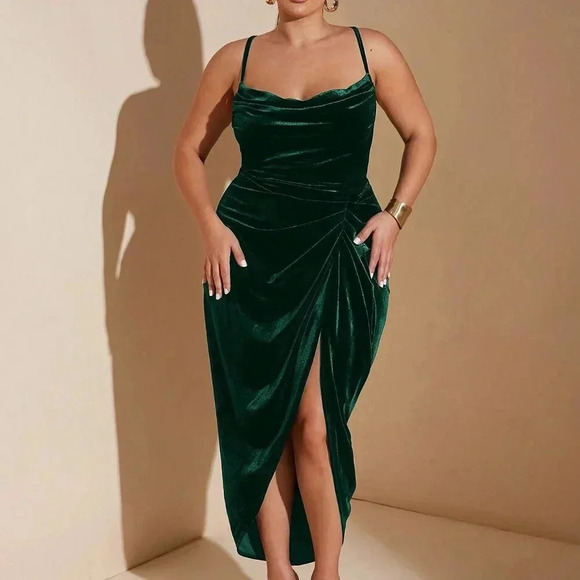 Dark Green Party Women's Plus Size Draped Neck High Slit Ruffle Hem Velvet Dress - Picture 1 of 8